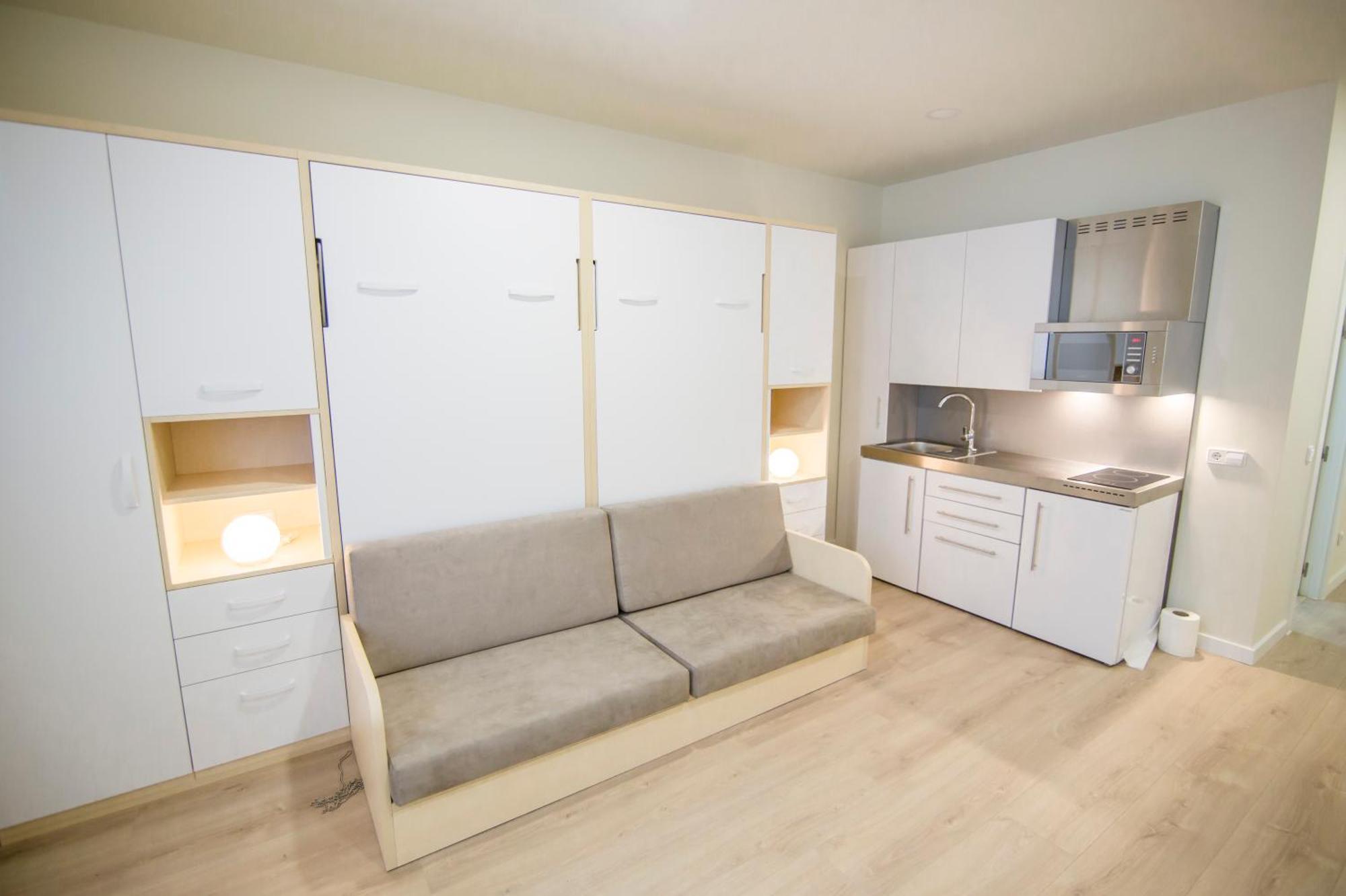 Apartamentos Plaza De Santiago - Estudios Turisticos - 1 Llave Pinto Exteriör bild