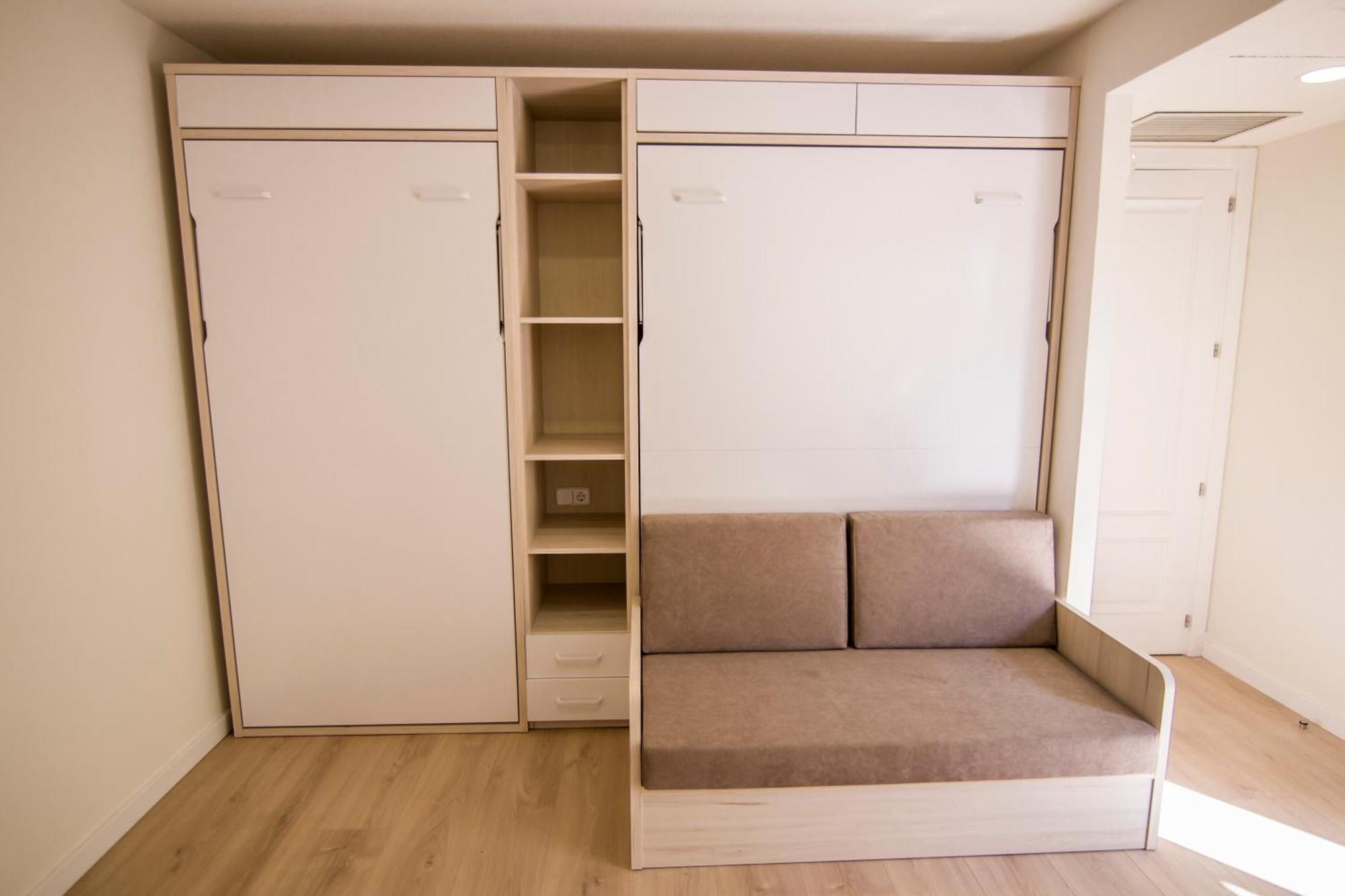 Apartamentos Plaza De Santiago - Estudios Turisticos - 1 Llave Pinto Exteriör bild
